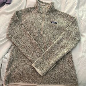 Patagonia Women’s Fleece Half-Zip pullover. Medium, grey/oatmeal